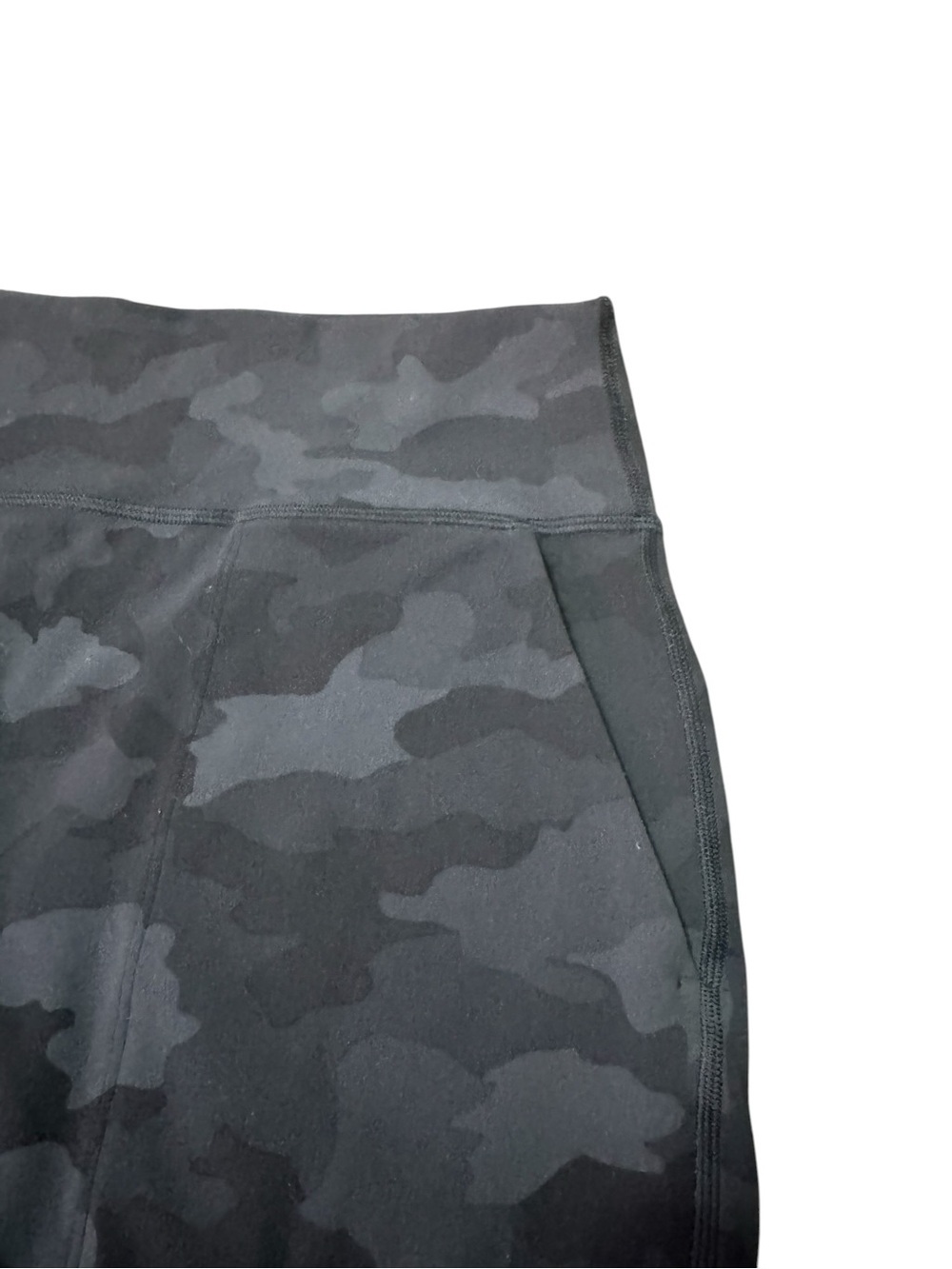 Lululemon Align Black Camo Joggers - Picture 8 of 9